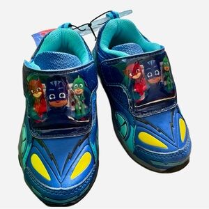 Size 5 Kids Blue PJ Masks Light Up Shoes